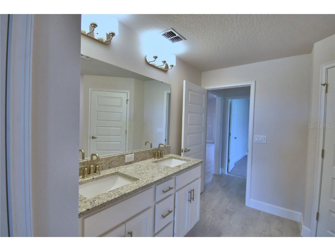 5208 Tennessee Ridge Court Auburndale FL 33823 - LAKE JULIANA L4955243 image14