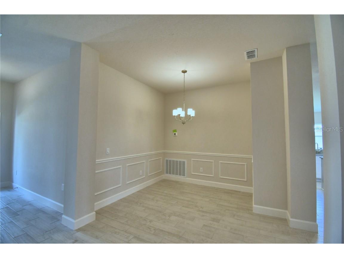 5208 Tennessee Ridge Court Auburndale FL 33823 - LAKE JULIANA L4955243 image4