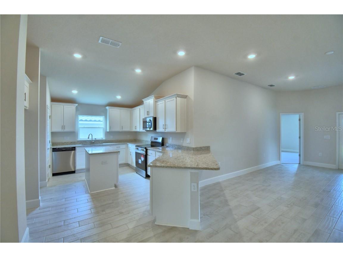 5208 Tennessee Ridge Court Auburndale FL 33823 - LAKE JULIANA L4955243 image5