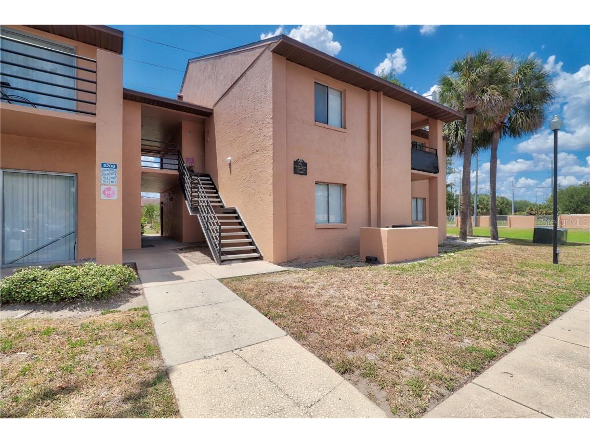 5208 Via Hacienda Circle #A101 Orlando FL 32839 O6201961 image1