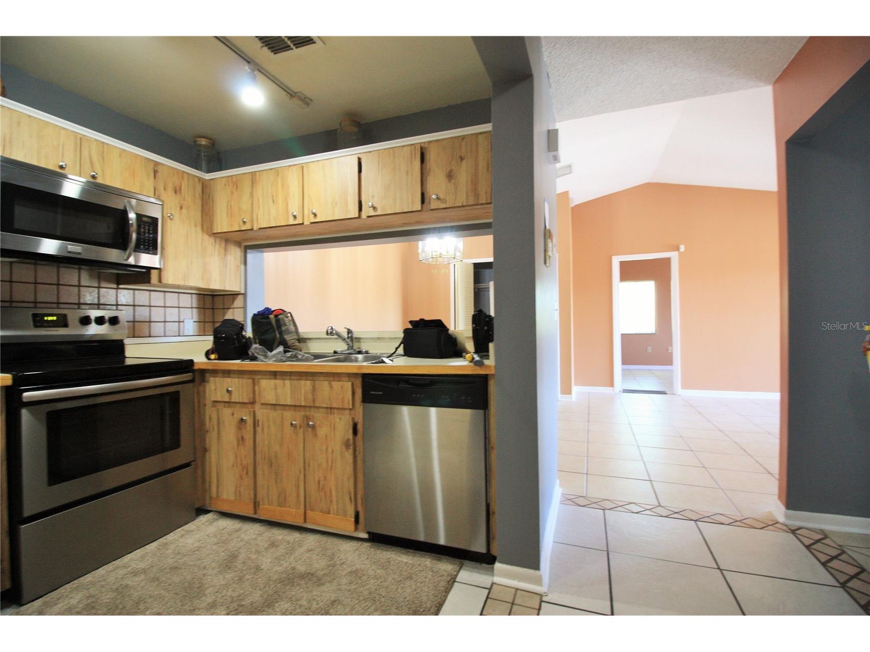 5208 Via Hacienda Circle #A201 Orlando FL 32839 R4910862 image6