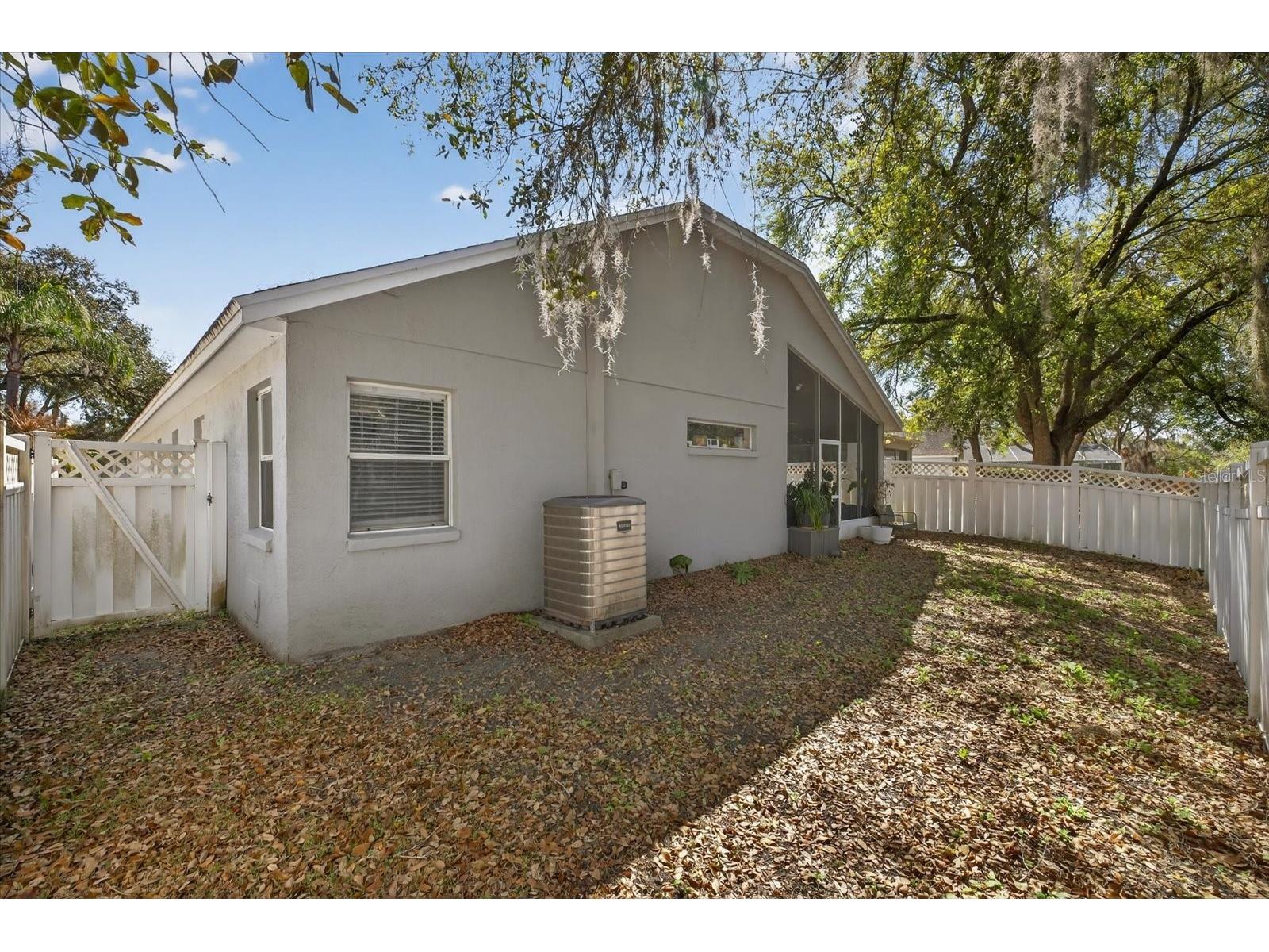 5209 Abbey Park Avenue Tampa FL 33647 W7883567 image37
