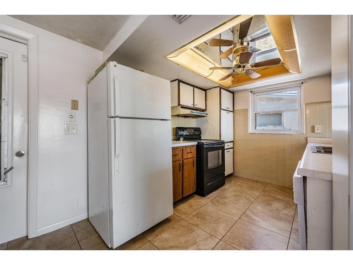 5209 Beacon Hill Drive New Port Richey FL 34652 TB8455073 image24