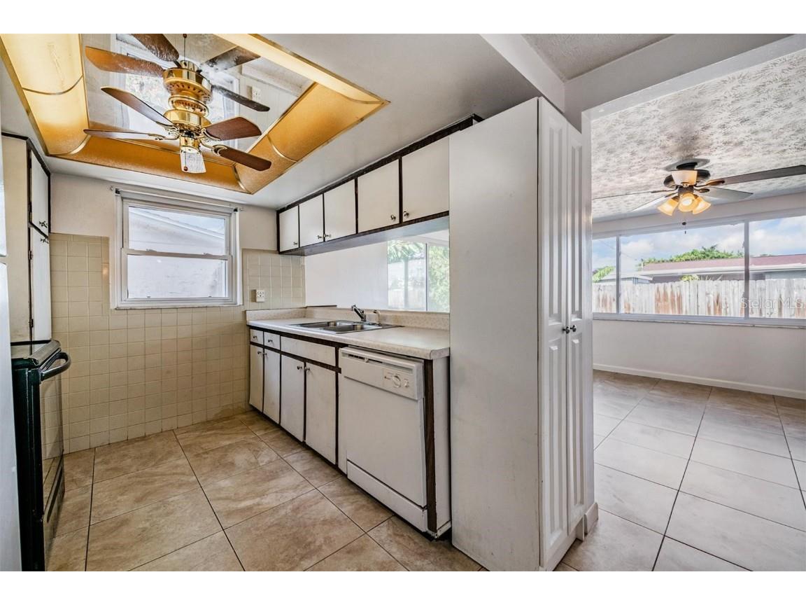 5209 Beacon Hill Drive New Port Richey FL 34652 TB8455073 image30