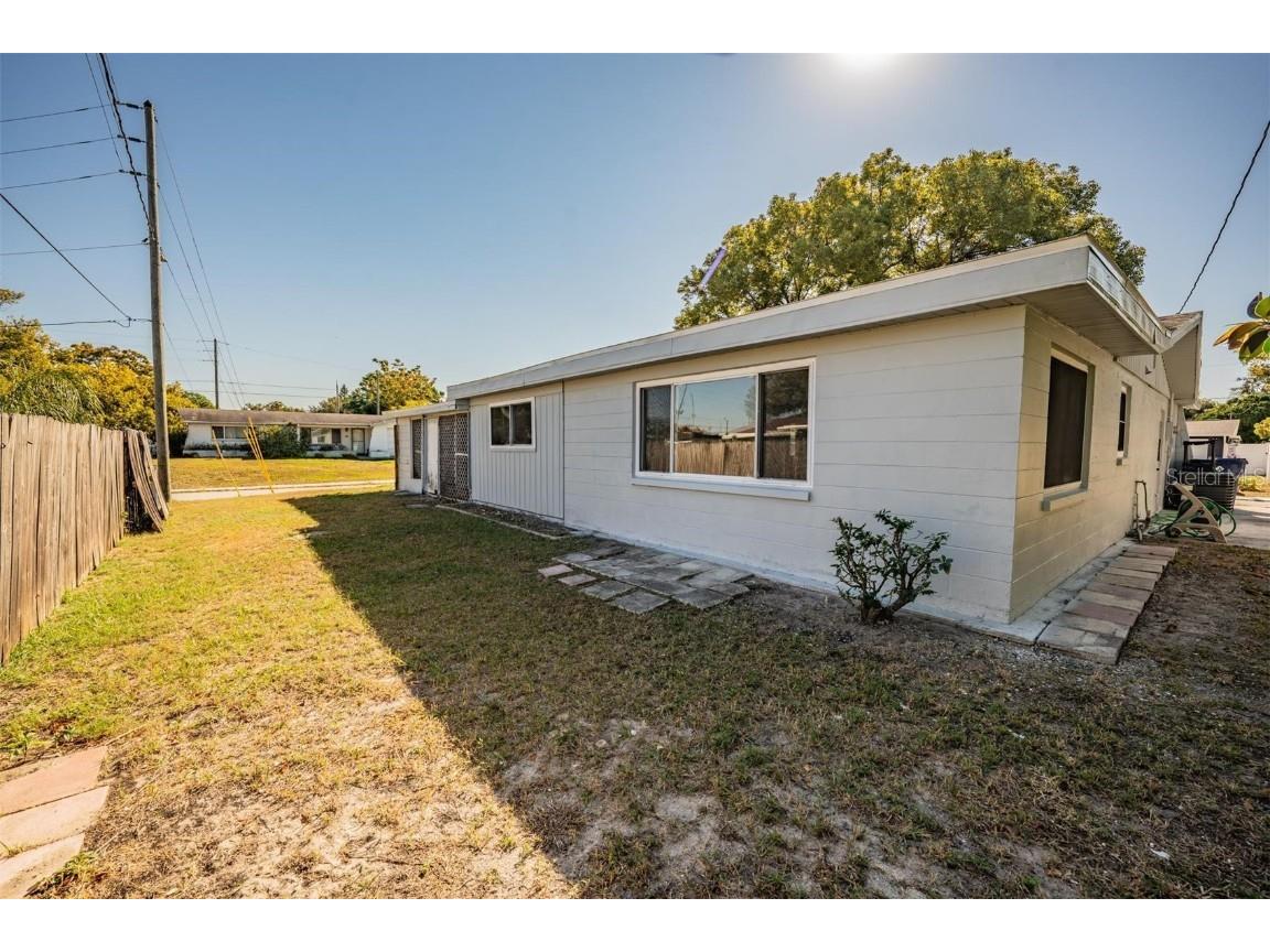 5209 Beacon Hill Drive New Port Richey FL 34652 TB8455073 image36