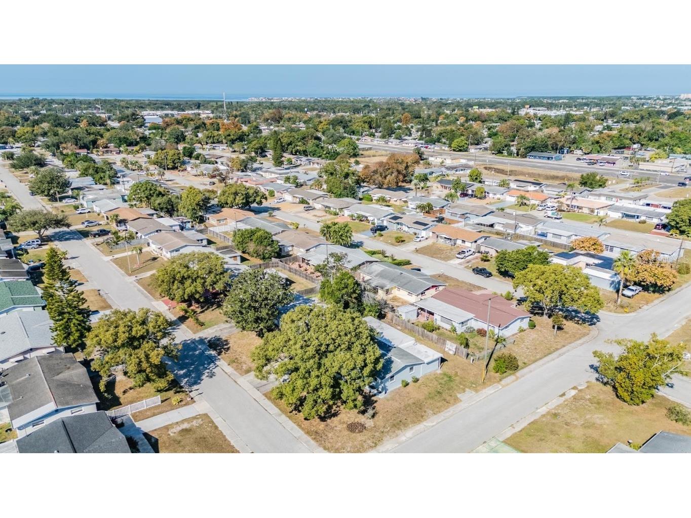 5209 Beacon Hill Drive New Port Richey FL 34652 TB8455073 image42