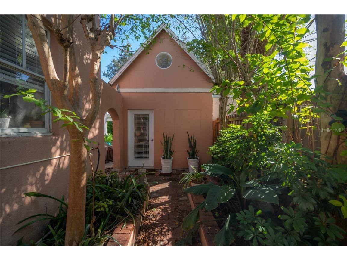 5209 N Central Avenue #B Tampa FL 33603 T3428512 image1