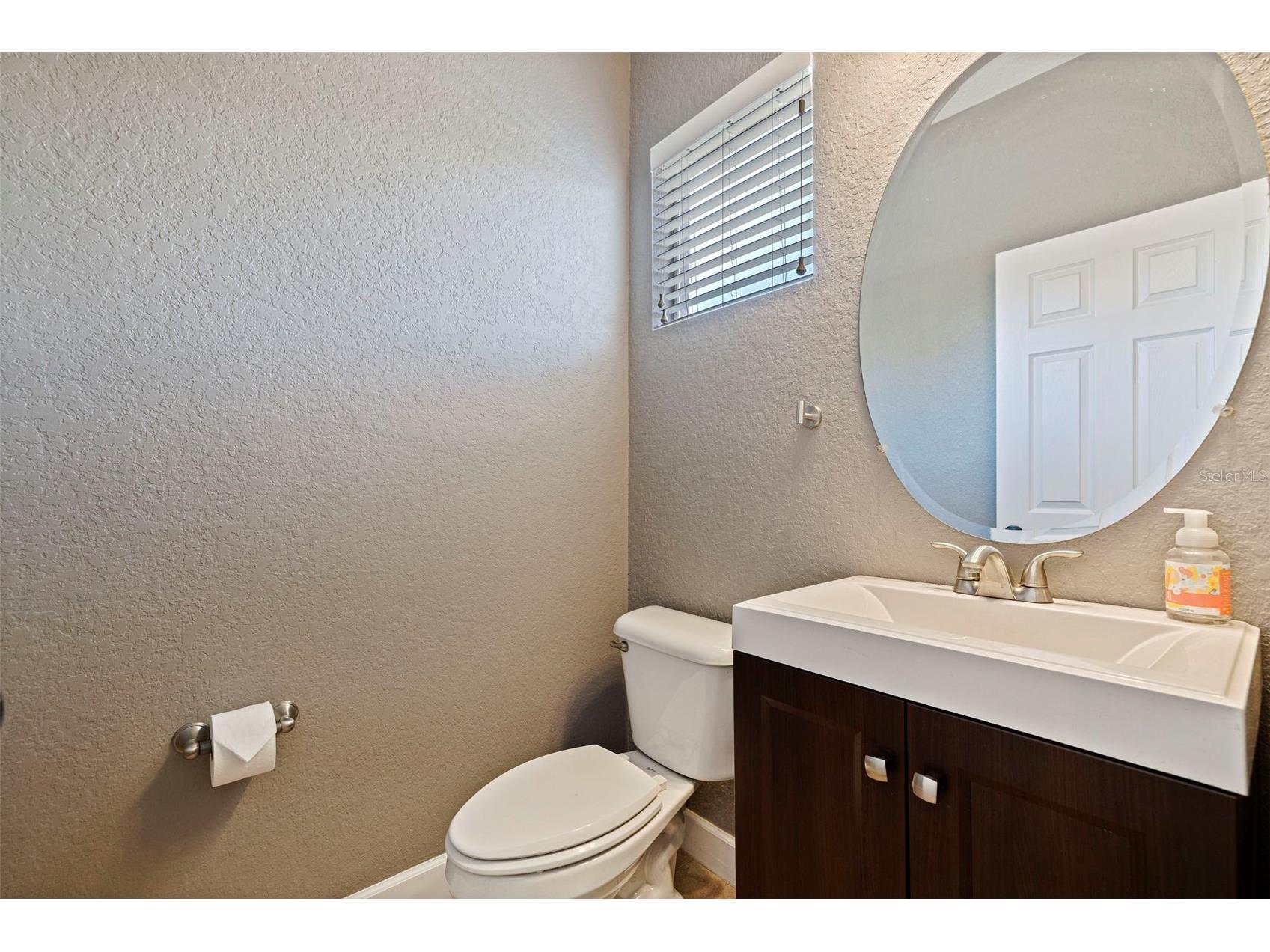 521 101st Avenue N Saint Petersburg FL 33702 TB8525741 image17