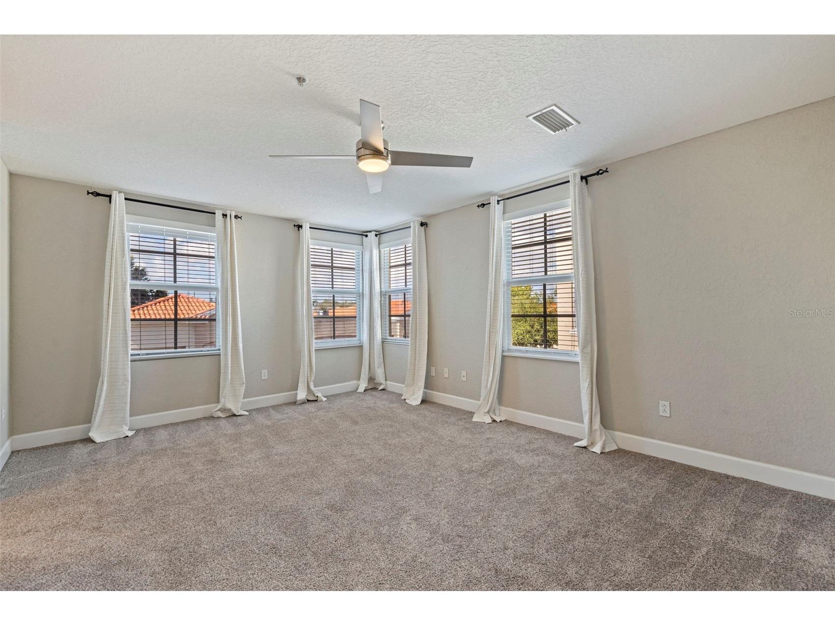 521 101st Avenue N Saint Petersburg FL 33702 TB8525741 image21