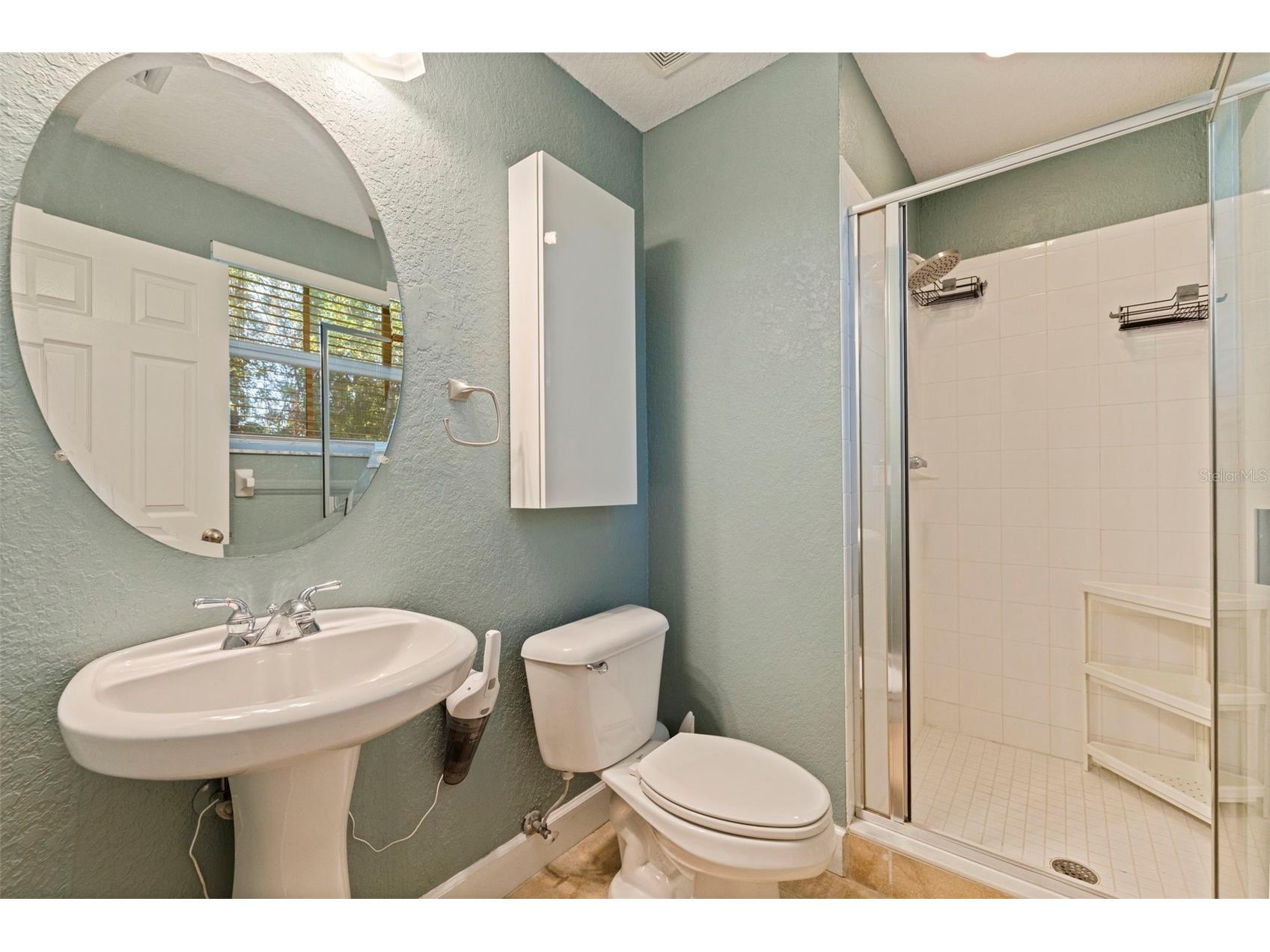 521 101st Avenue N Saint Petersburg FL 33702 TB8525741 image6