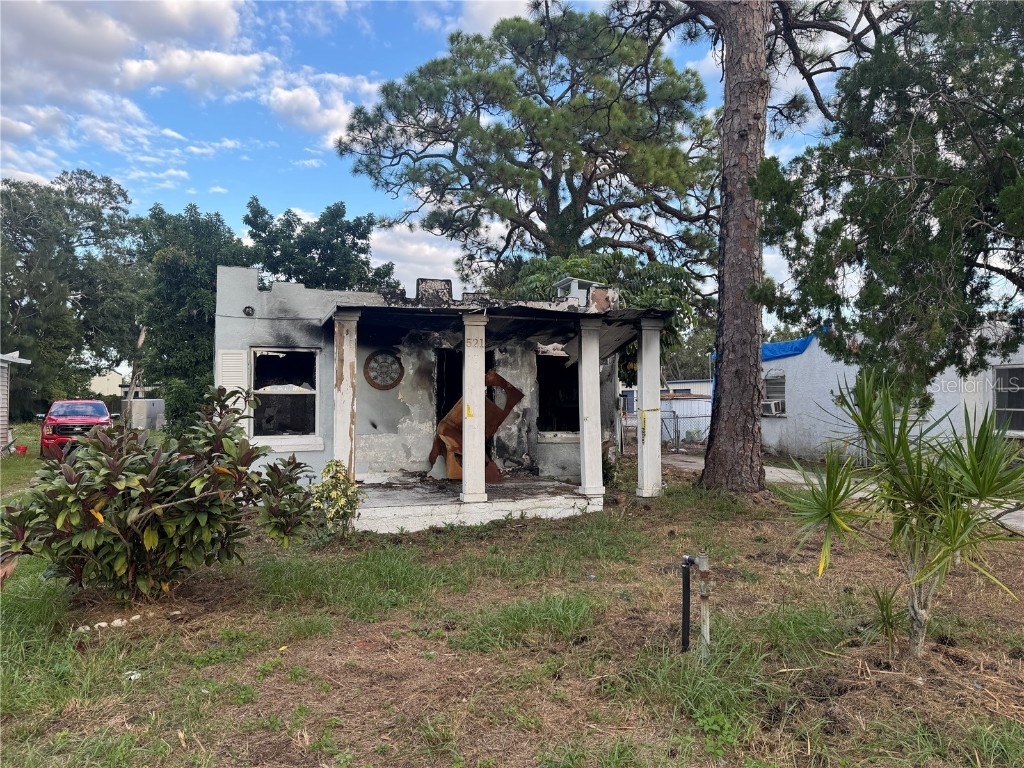 521 23rd Street E Bradenton FL 34208 A4672678 image1