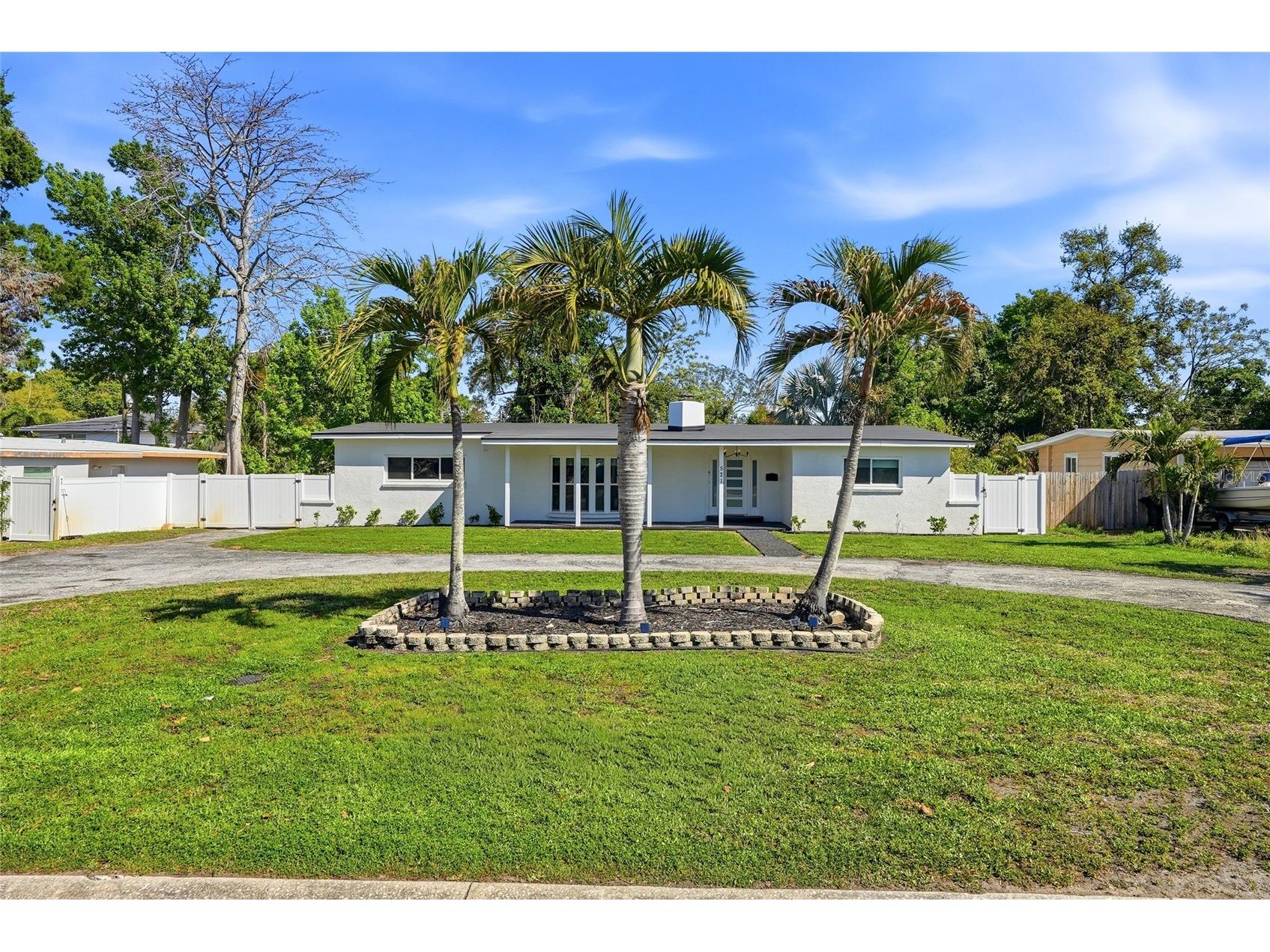 521 51st Avenue S Saint Petersburg FL 33705 TB8490627 image2