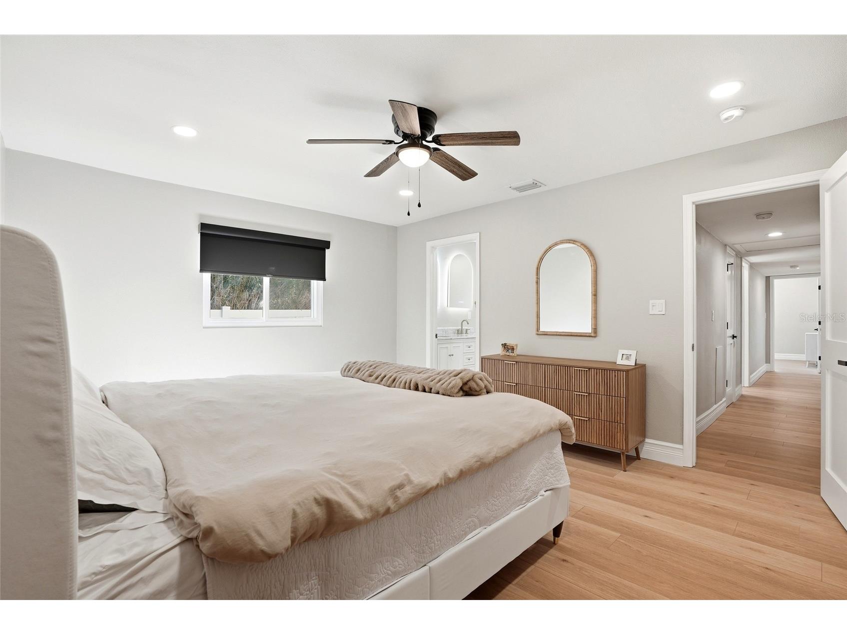 521 51st Avenue S Saint Petersburg FL 33705 TB8490627 image22