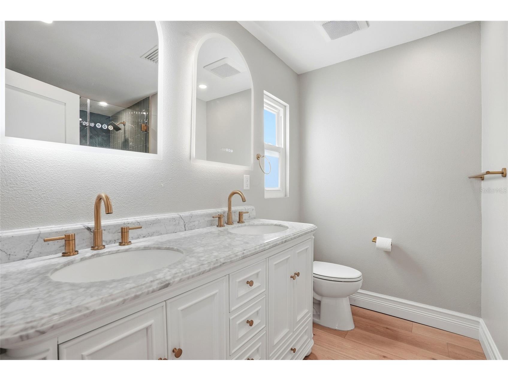 521 51st Avenue S Saint Petersburg FL 33705 TB8490627 image24