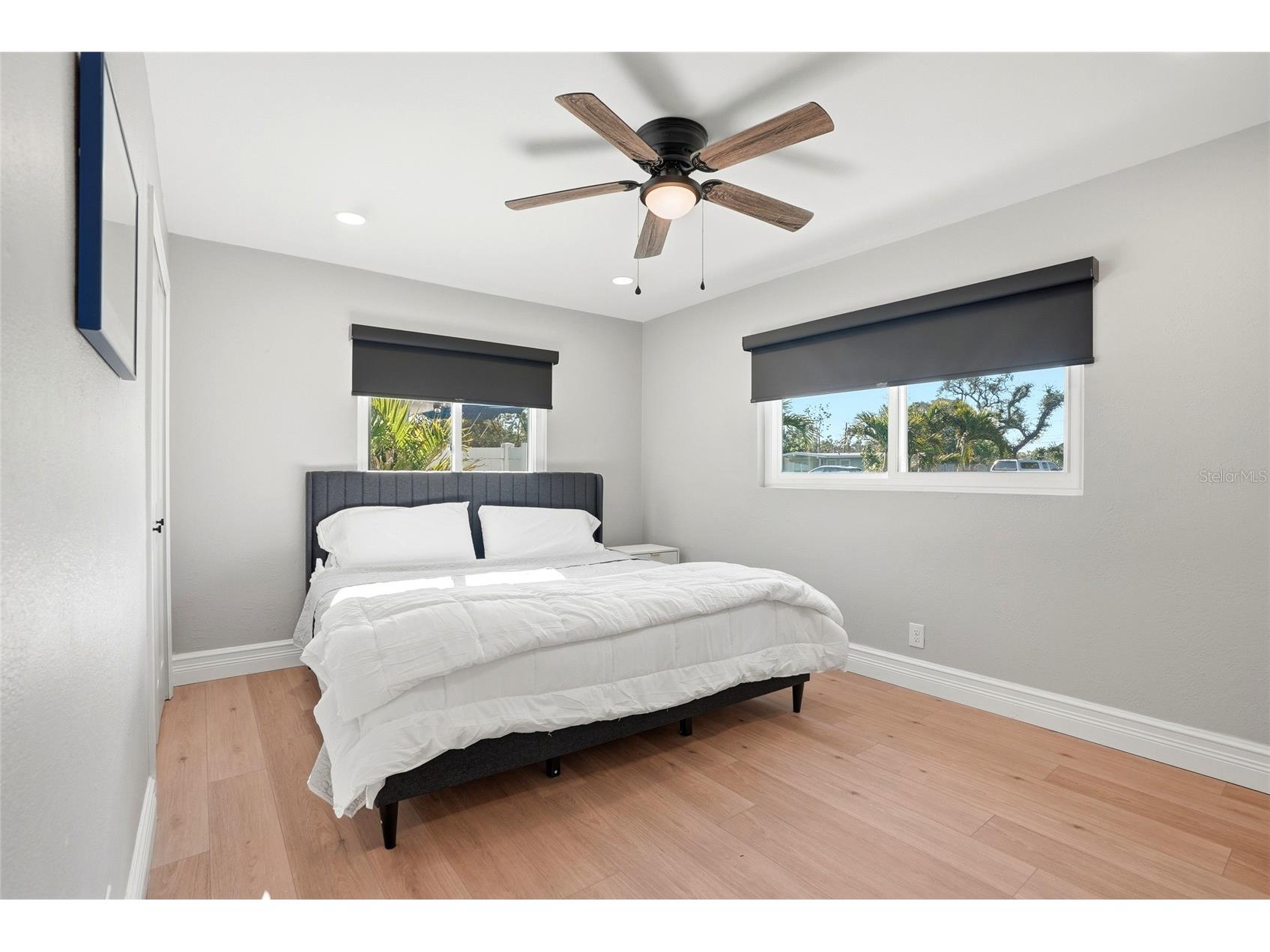 521 51st Avenue S Saint Petersburg FL 33705 TB8490627 image28