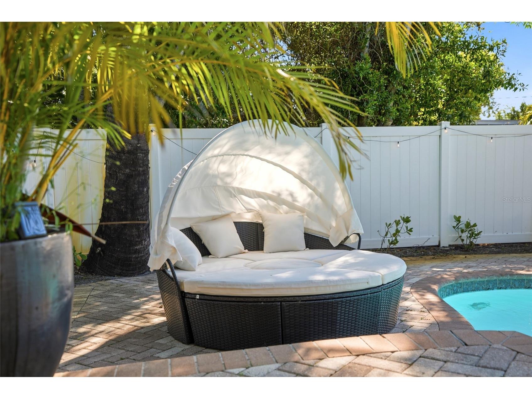 521 51st Avenue S Saint Petersburg FL 33705 TB8490627 image35
