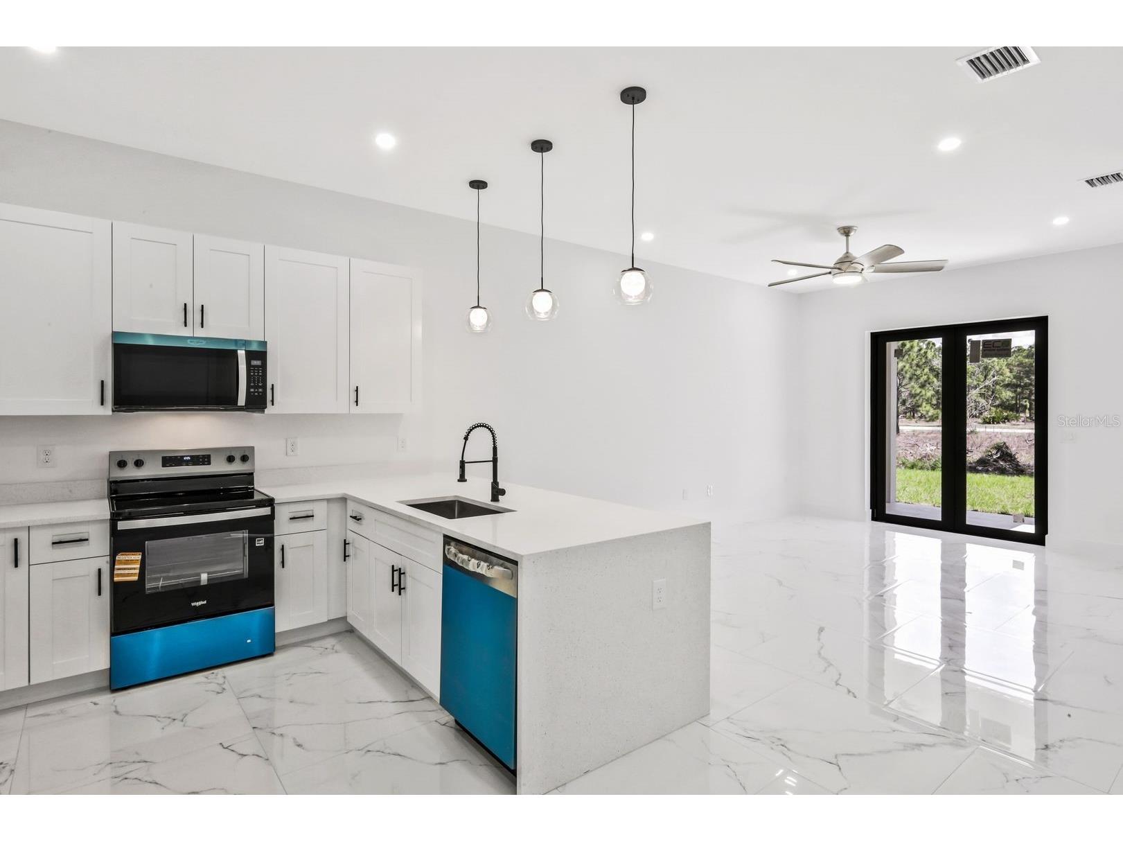 521/523 Lillon Avenue S Lehigh Acres FL 33974 TB8489524 image6