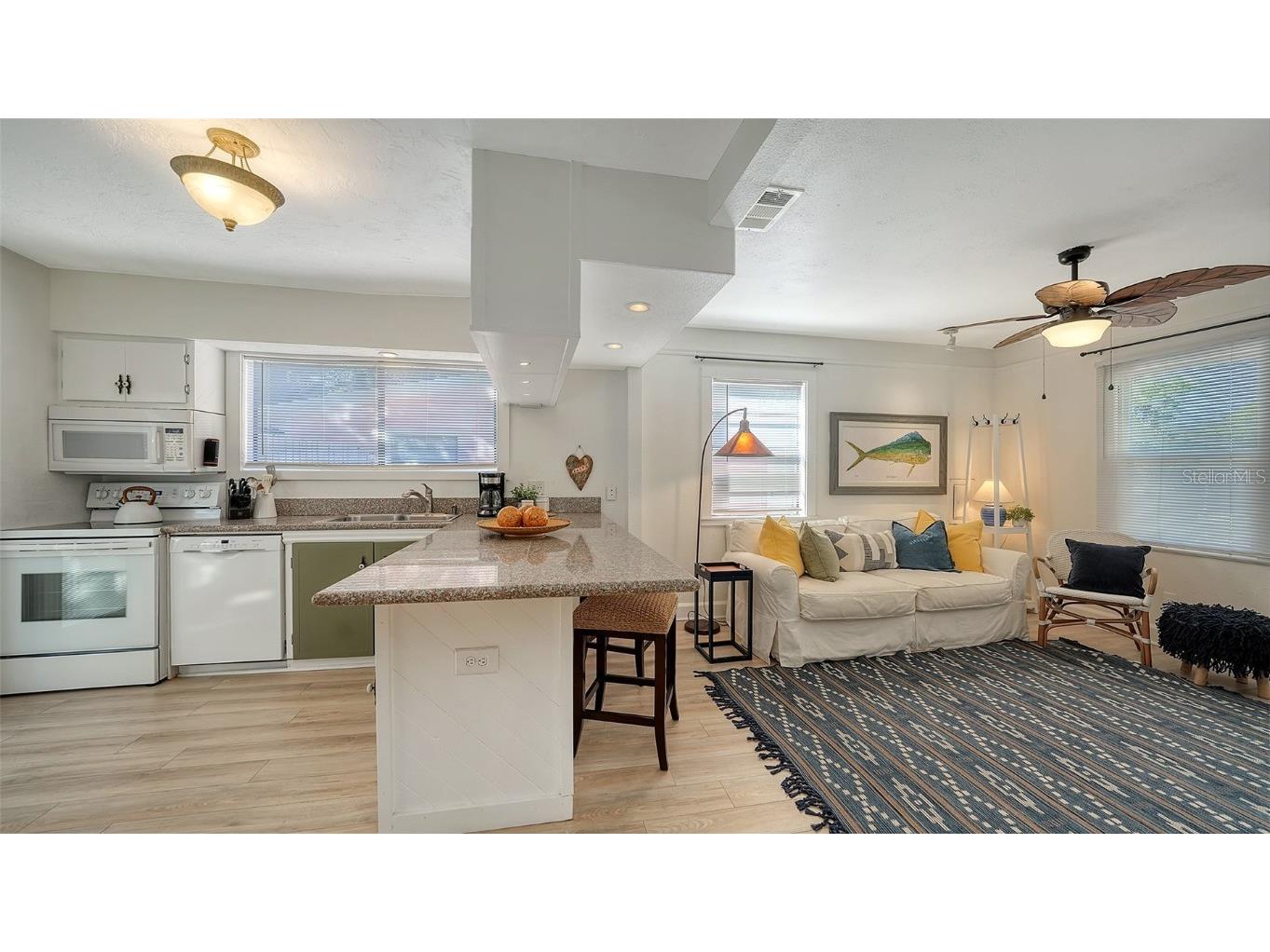 521 & 523 Ohio Place Sarasota FL 34236 A4668124 image8