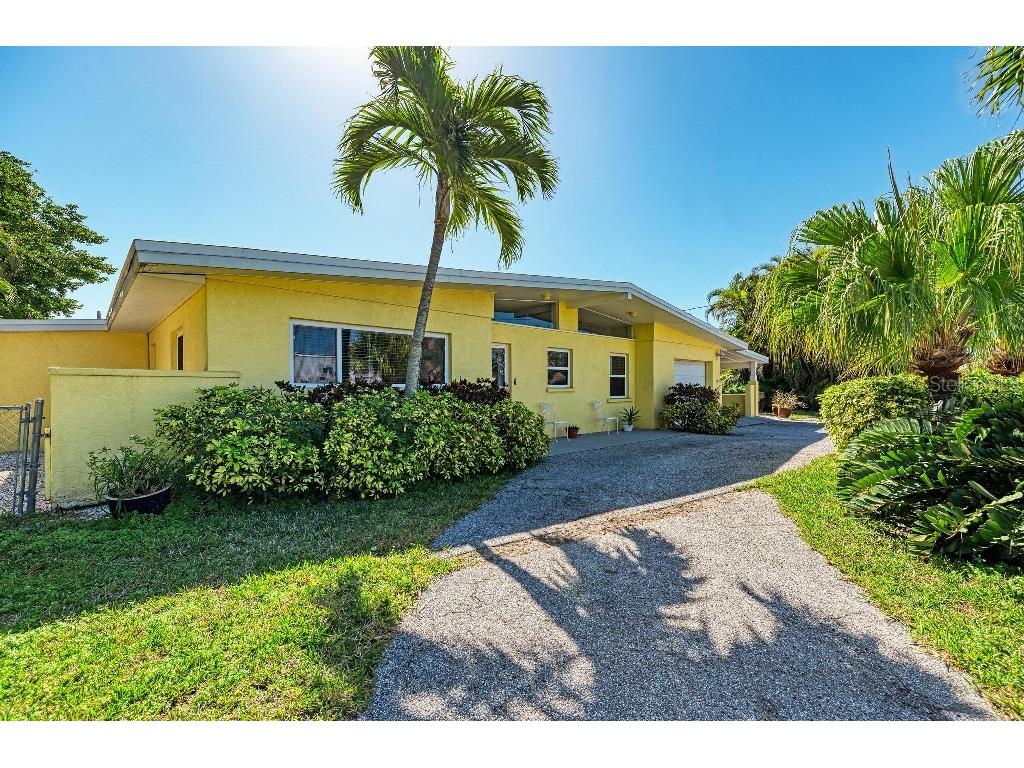 521 74th Street Holmes Beach FL 34217 T3428362 image1