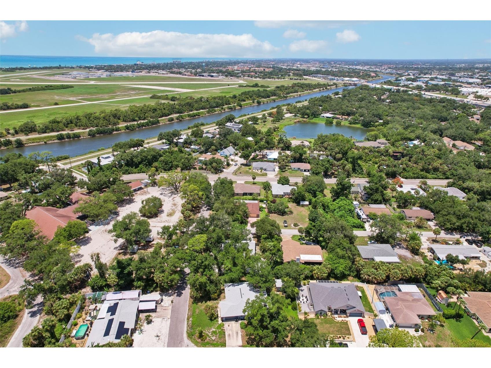 521 Avalon Road Venice FL 34293 A4695136 image29