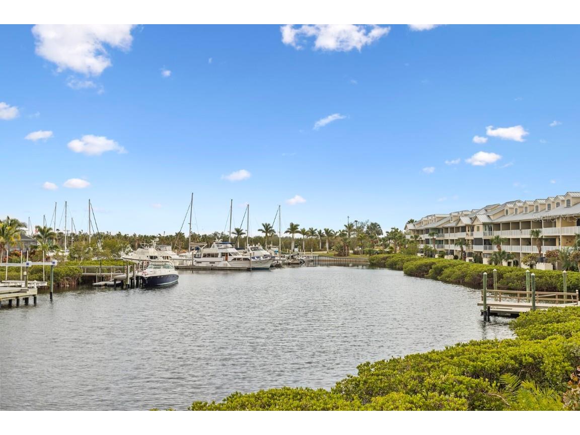 521 Bahia Beach Boulevard Ruskin FL 33570 A4635602 image1