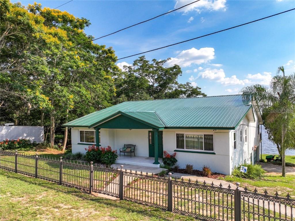 521 Bates Road Haines City FL 33844 - TOWER LAKE K4902062 image1