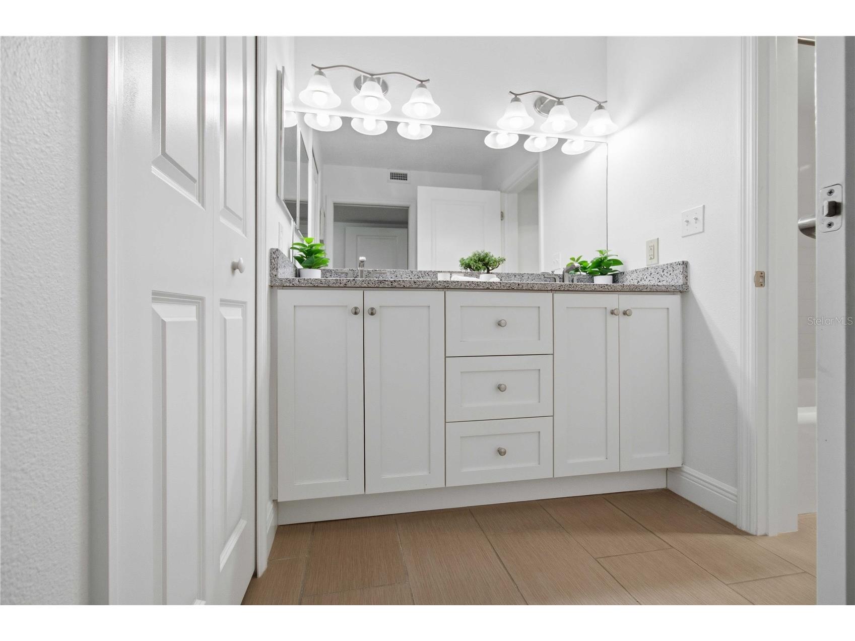 521 Bayport Way #521 Longboat Key FL 34228 - GULF OF MEXICO & SARASOTA BAY TB8518960 image18