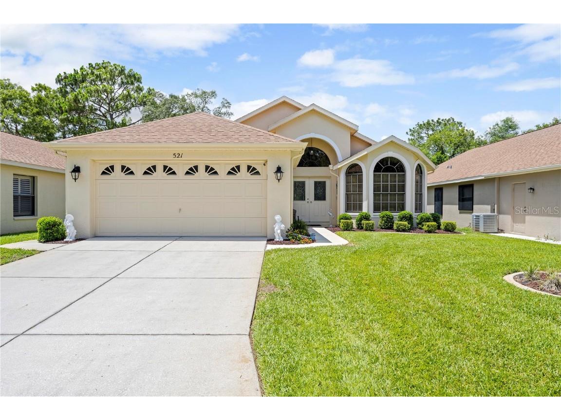 521 Bent Oak Court Spring Hill FL 34609 TB8385471 image1