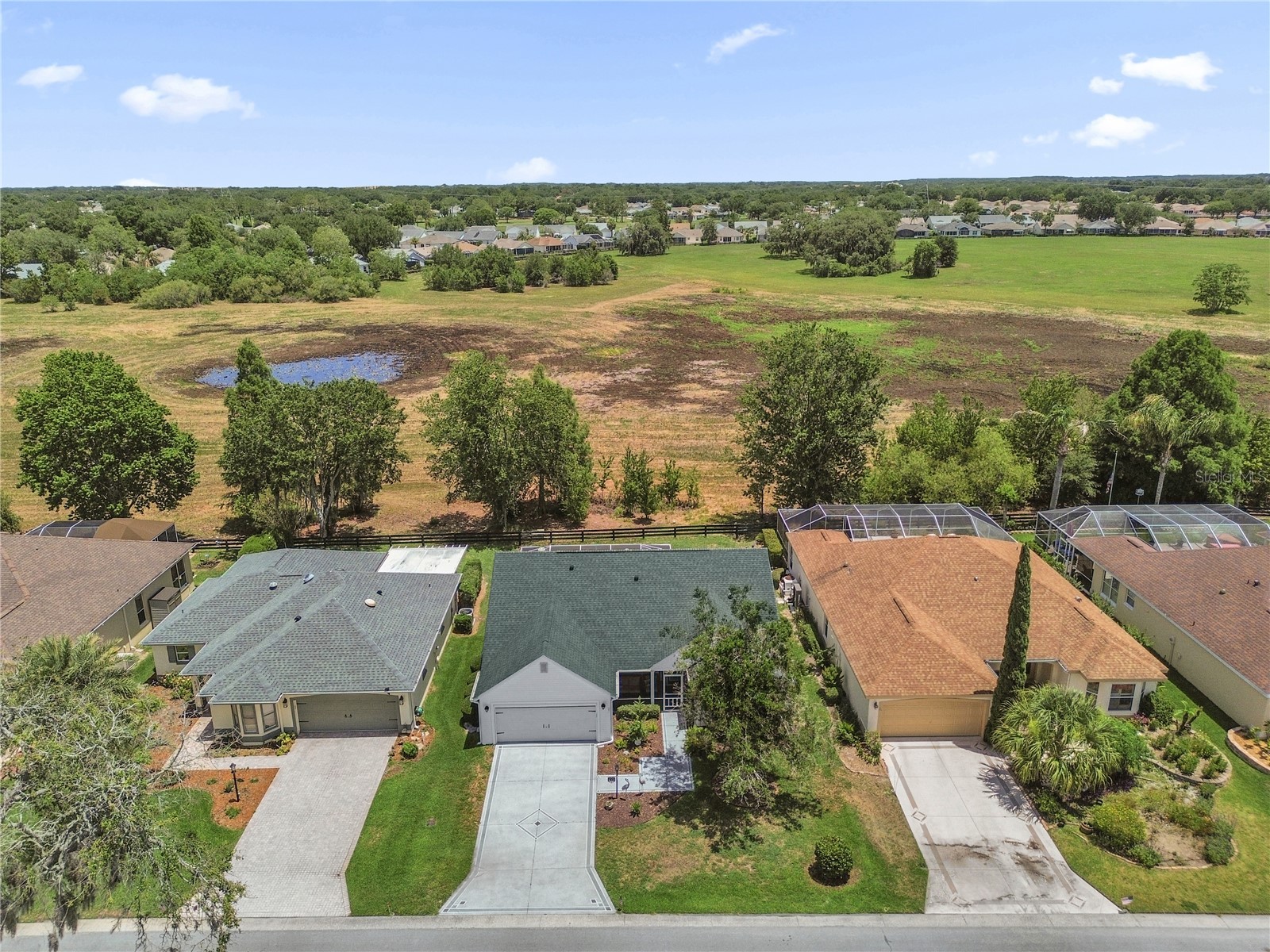 521 Carrera Drive The Villages FL 32159 G5112893 image1