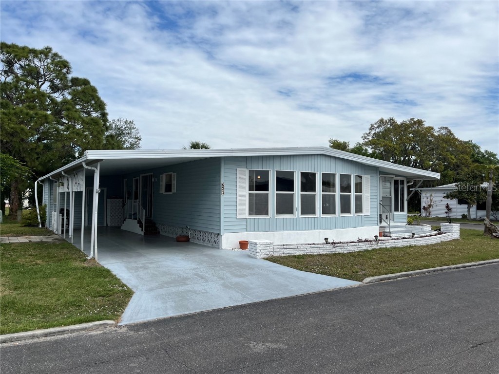 521 Cervina Drive N Venice FL 34285 N6131891 image1