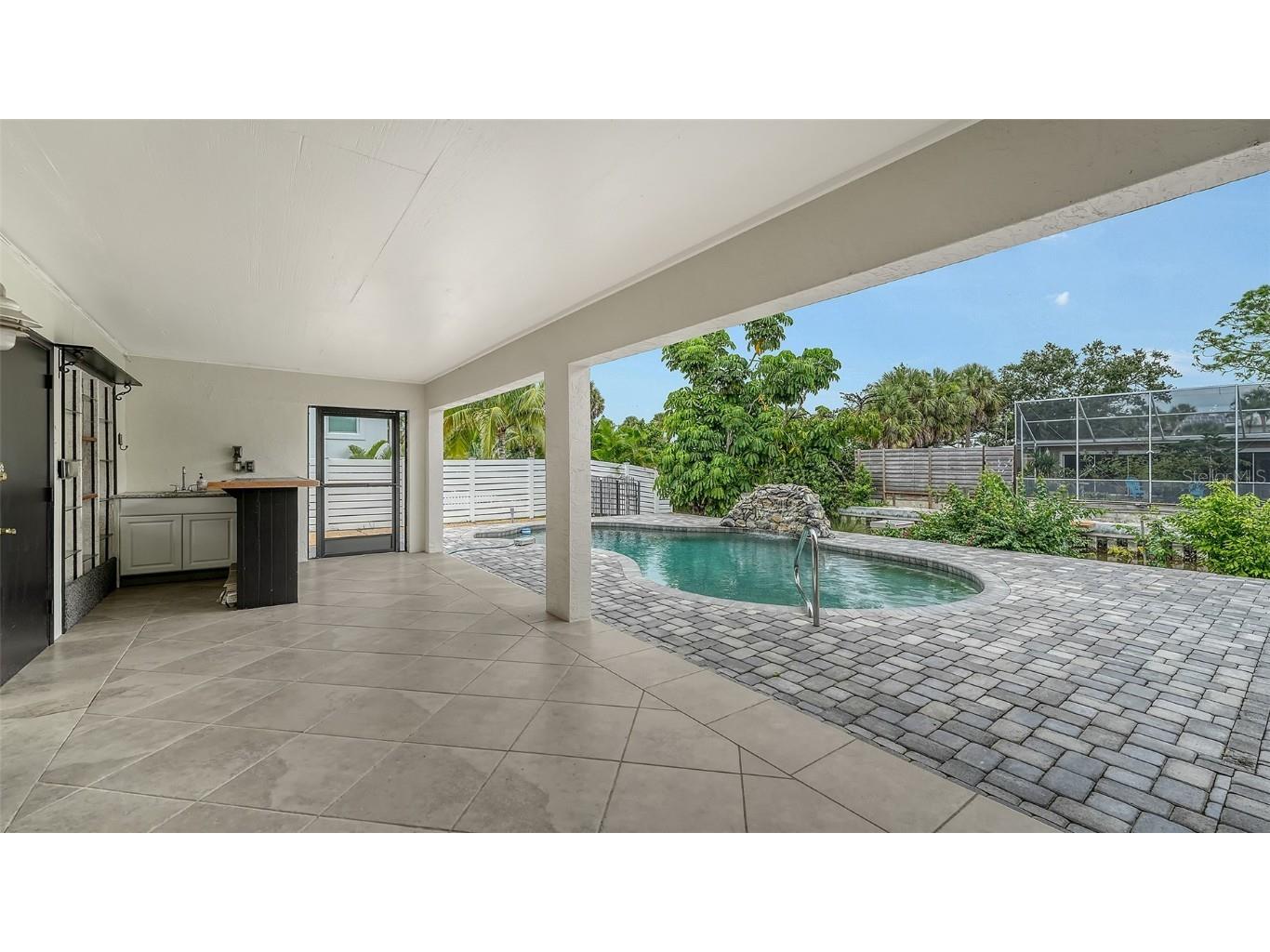 521 Cummings Street Sarasota FL 34242 A4667165 image23