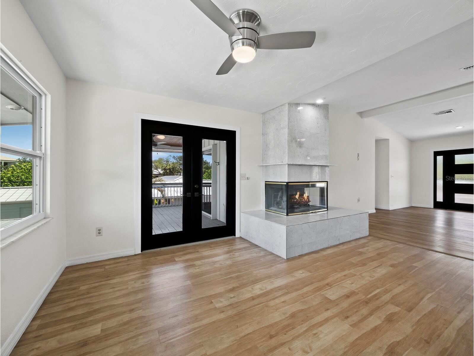 521 Cummings Street Sarasota FL 34242 A4696604 image10