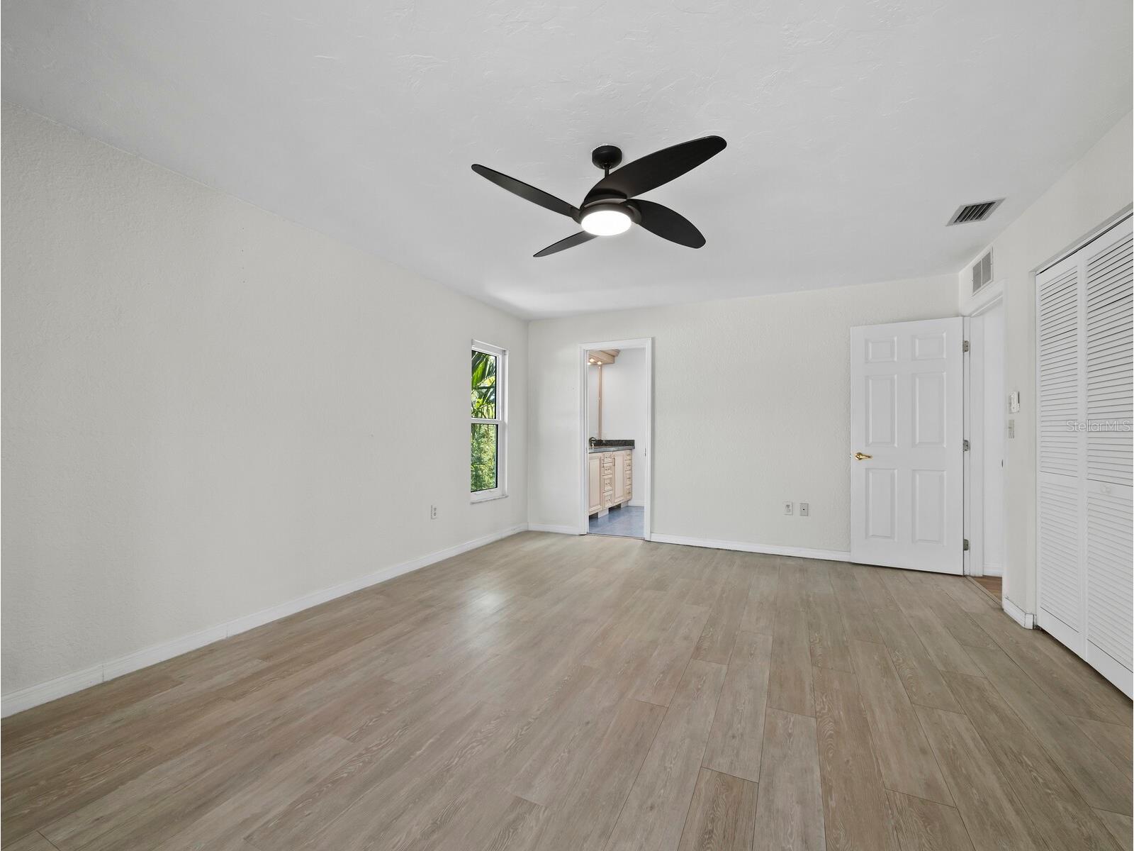 521 Cummings Street Sarasota FL 34242 A4696604 image18