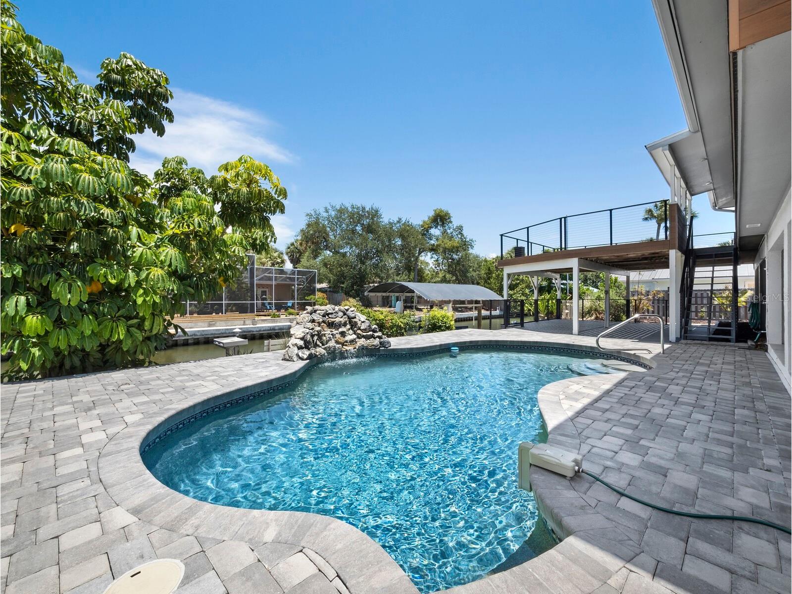521 Cummings Street Sarasota FL 34242 A4696604 image25