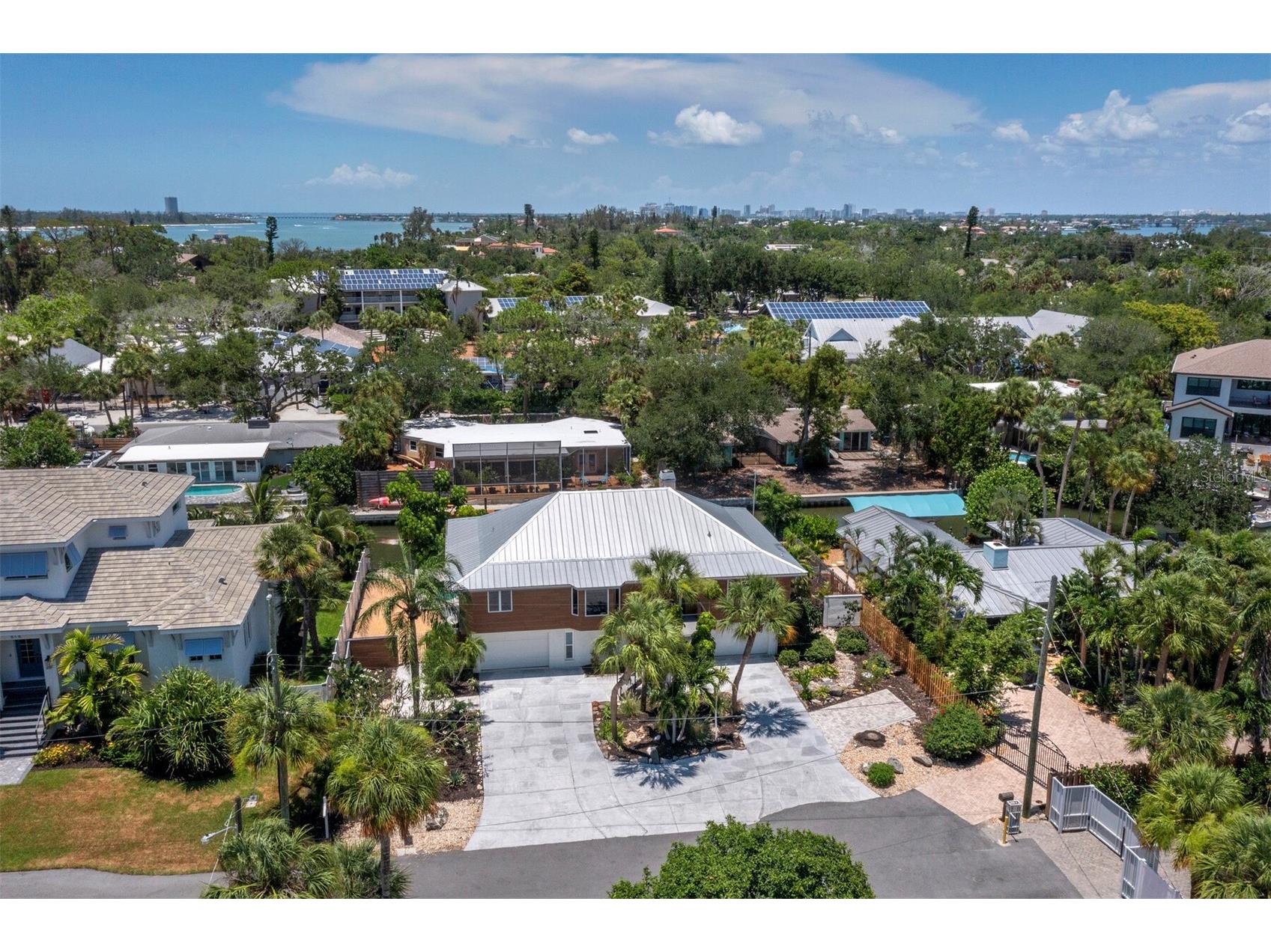 521 Cummings Street Sarasota FL 34242 A4696604 image3