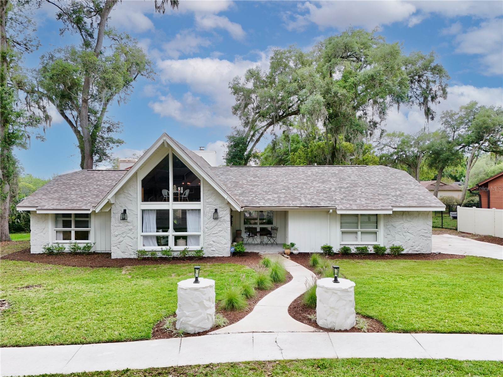 521 Granada Way Longwood FL 32750 - LAKE FAIRY O6397339 image1