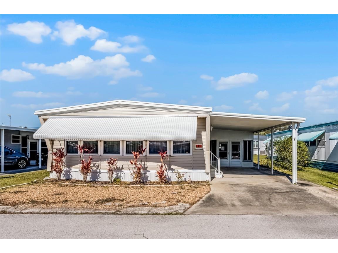 521 Lakeside Ranch Way Winter Haven FL 33881 - LAKE HENRY L4950376 image1