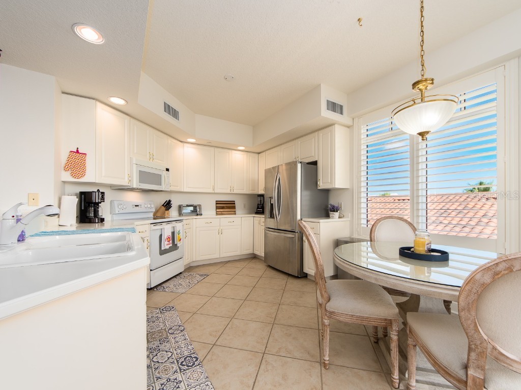 521 Mandalay Avenue #410 Clearwater Beach FL 33767 TB8307211 image12