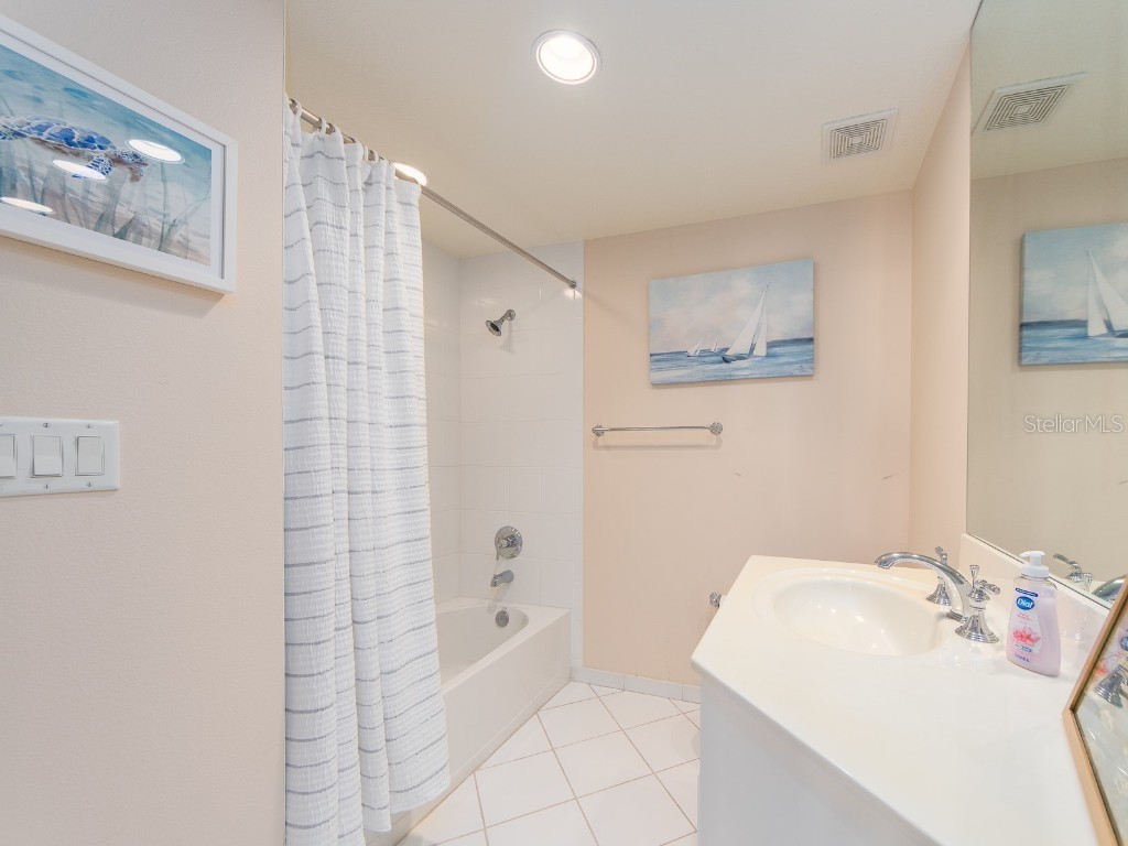 521 Mandalay Avenue #410 Clearwater Beach FL 33767 TB8307211 image27