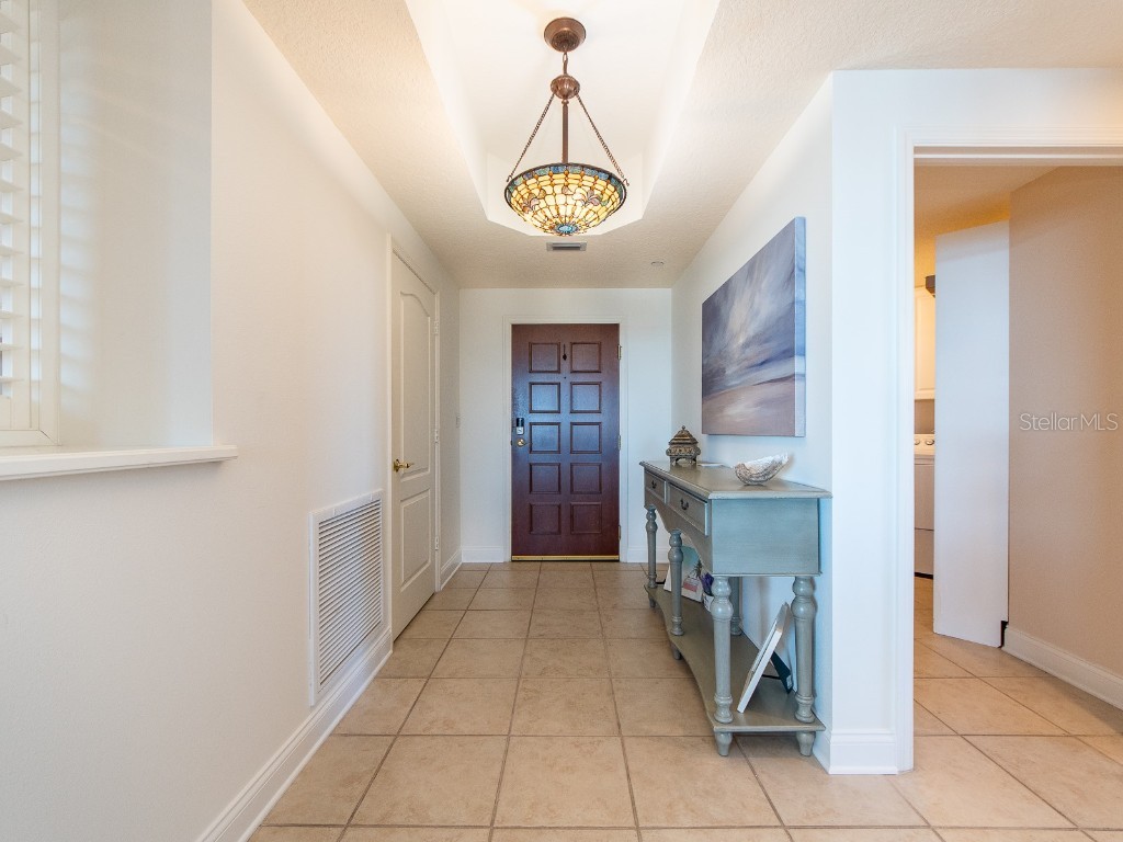 521 Mandalay Avenue #410 Clearwater Beach FL 33767 TB8307211 image3