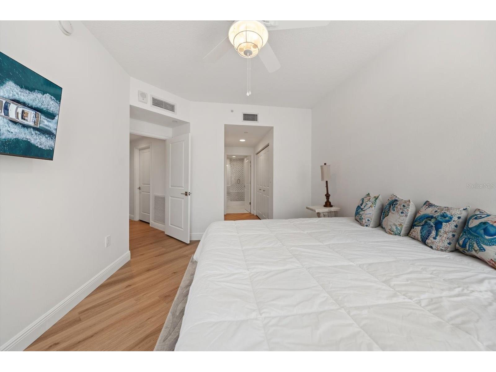 521 Mandalay Avenue #701 Clearwater Beach FL 33767 - MANDALAY CHANNEL TB8492096 image28