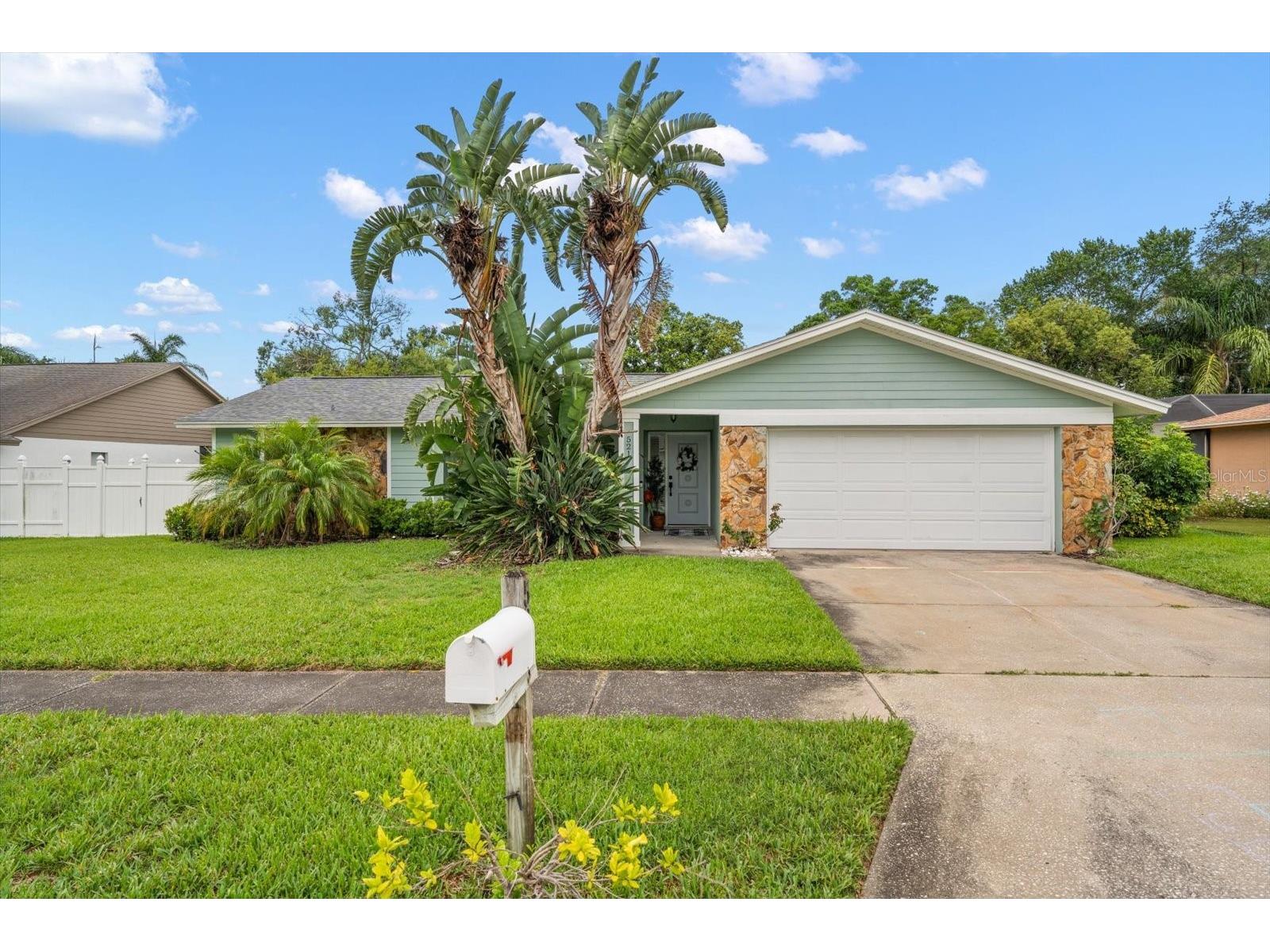 521 Meravan Drive Palm Harbor FL 34683 TB8516343 image1