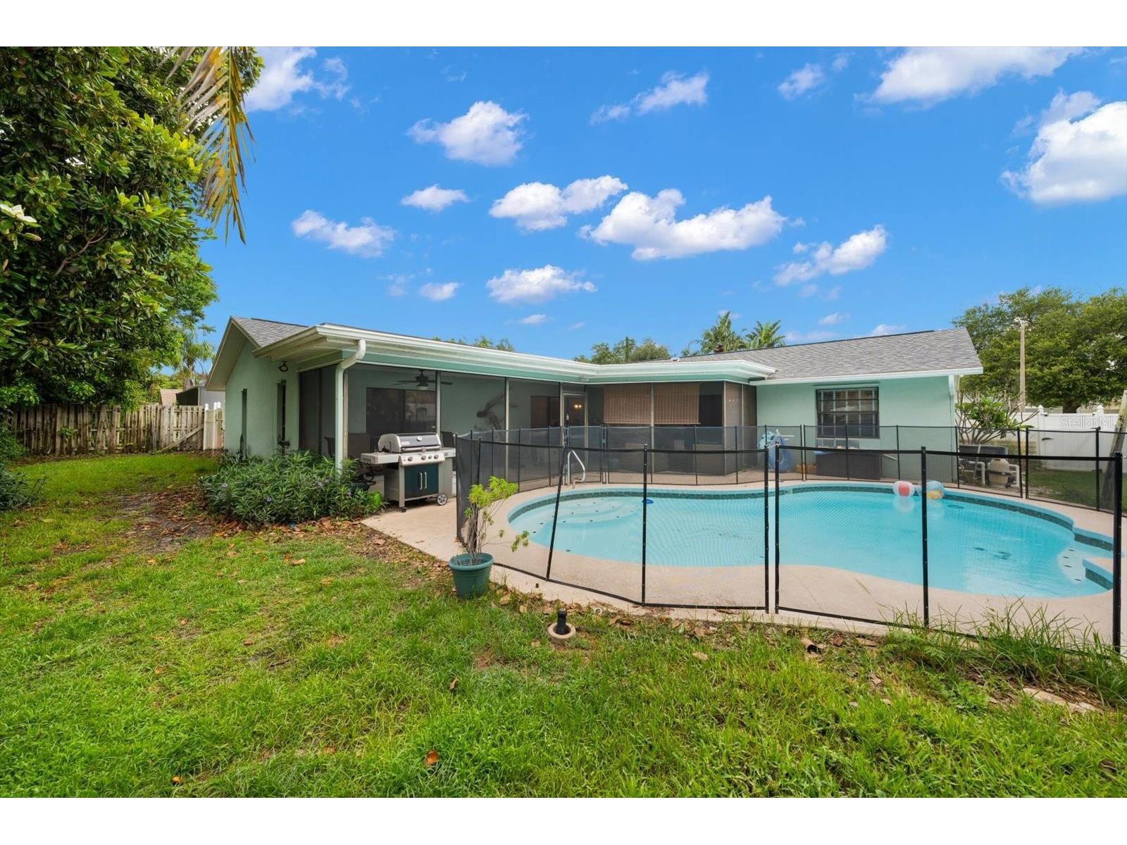 521 Meravan Drive Palm Harbor FL 34683 TB8516343 image27