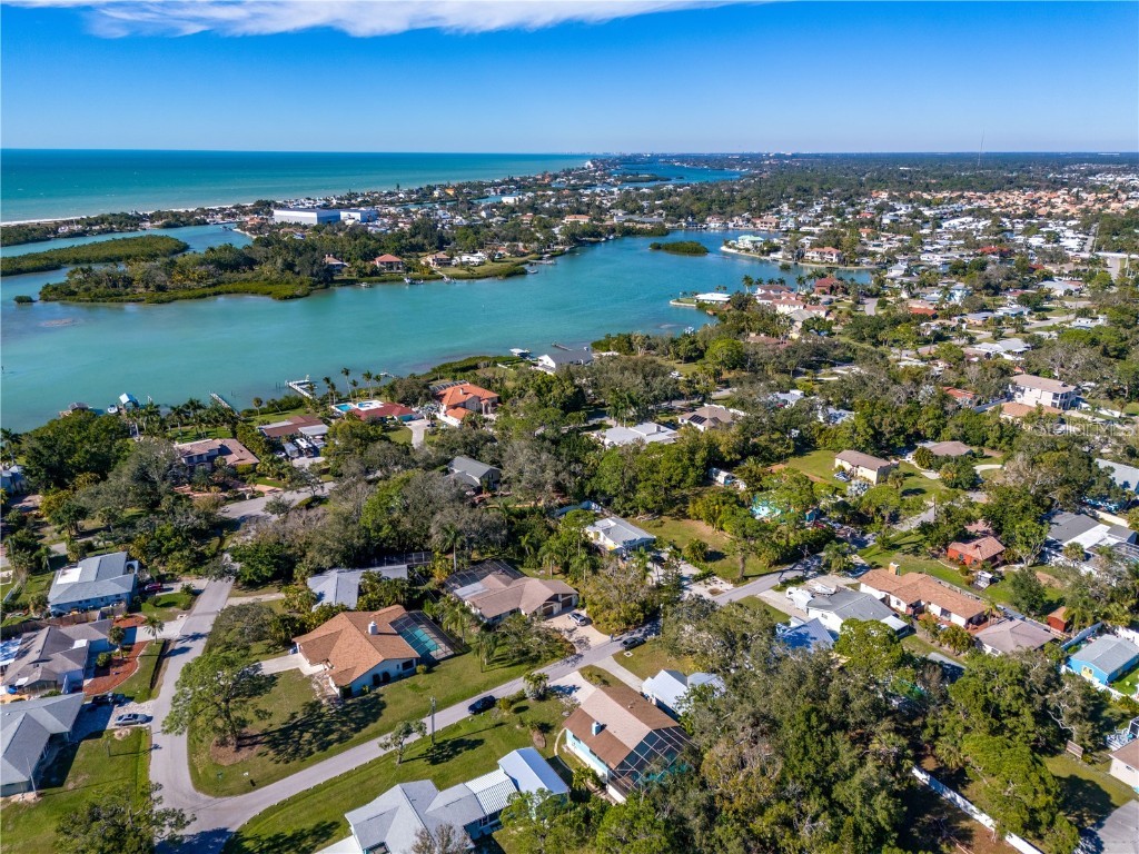 521 Pameto Road Nokomis FL 34275 A4654493 image36