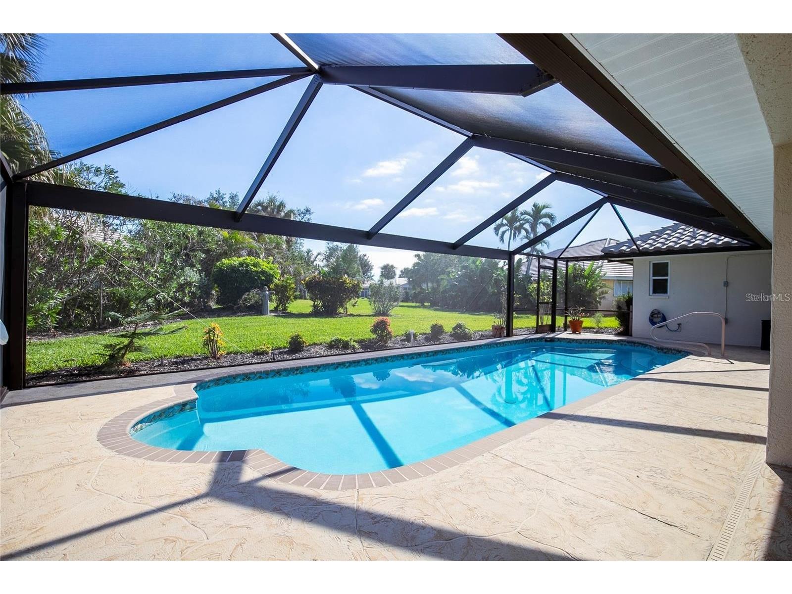 521 Pennyroyal Place Venice FL 34293 A4675871 image4