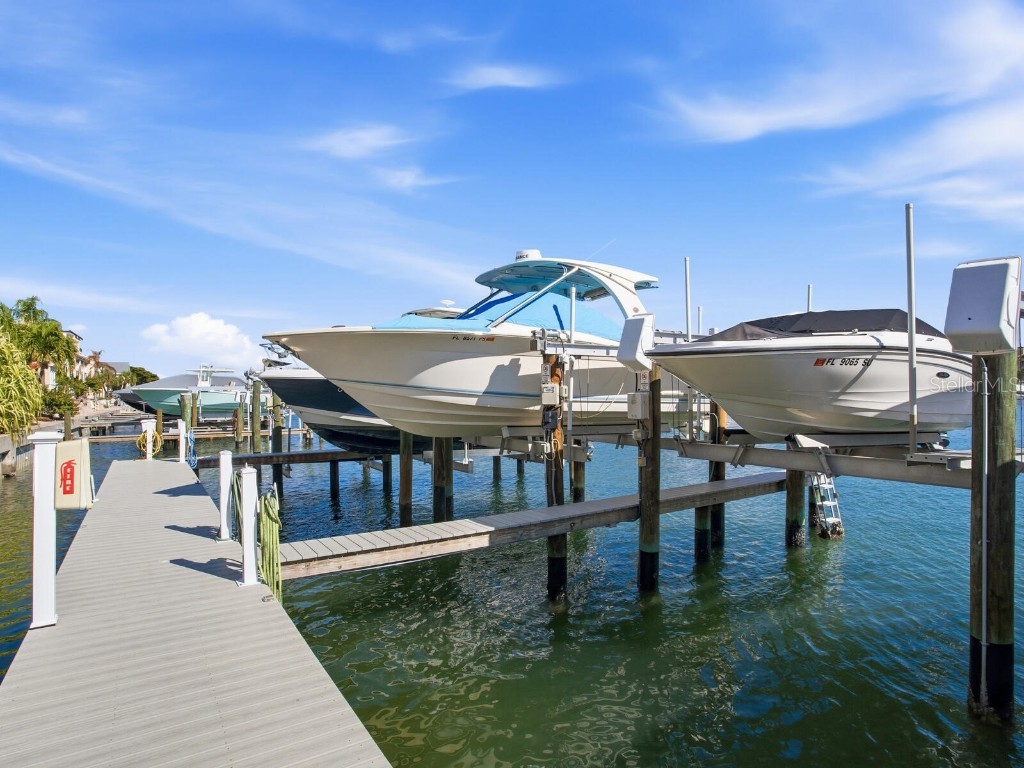 521 Pinellas Bayway S #103 Saint Petersburg FL 33715 - TAMPA BAY TB8452508 image56