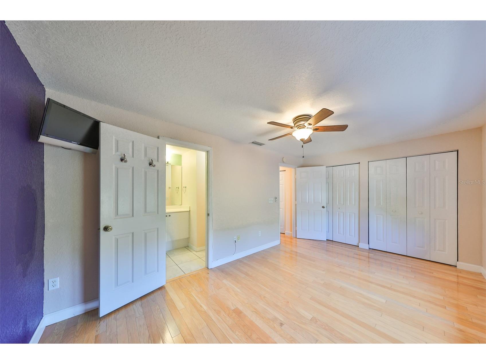 521 Pinellas Bayway S #202 Saint Petersburg FL 33715 TB8488471 image31