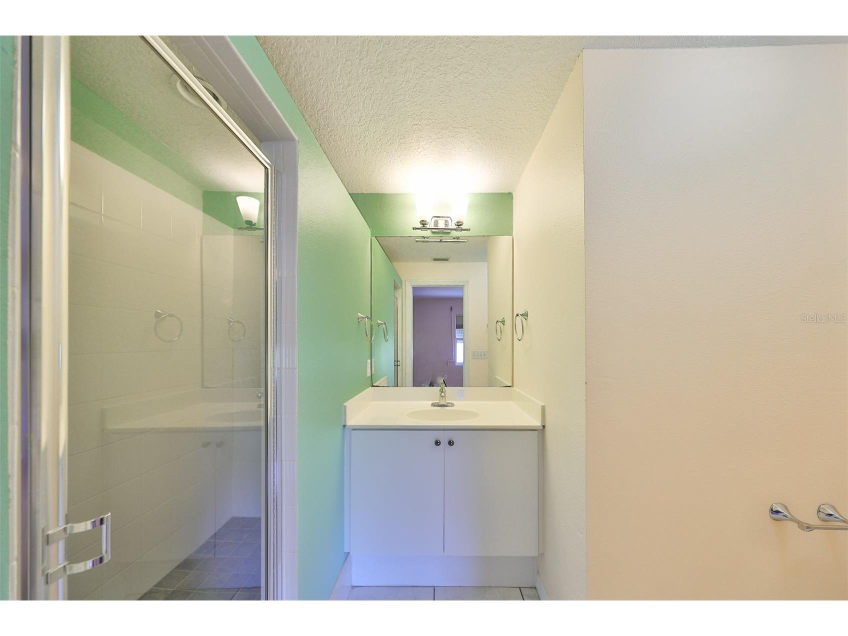 521 Pinellas Bayway S #202 Saint Petersburg FL 33715 TB8488471 image33