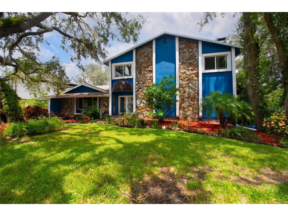 521 S Riverhills Drive Temple Terrace FL 33617 - HILLSBOROUGH RIVER T3546989 image1