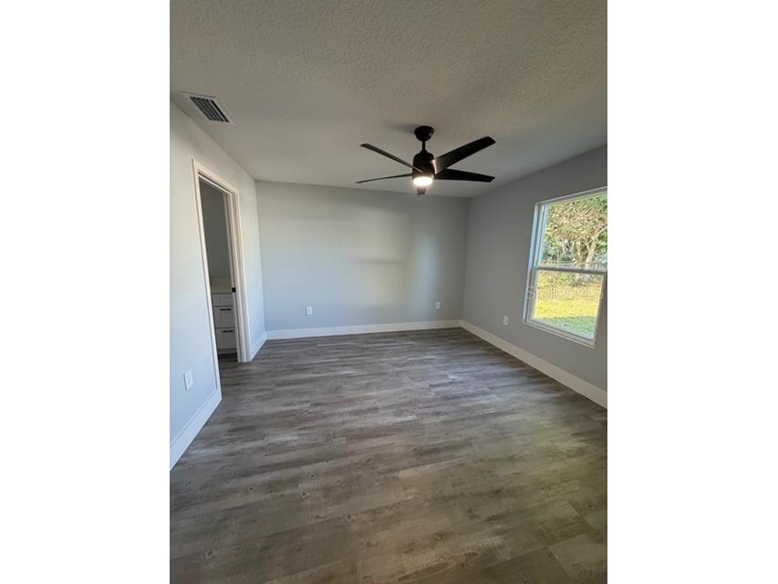 521 Skyline Drive E Lakeland FL 33801 L4961607 image8